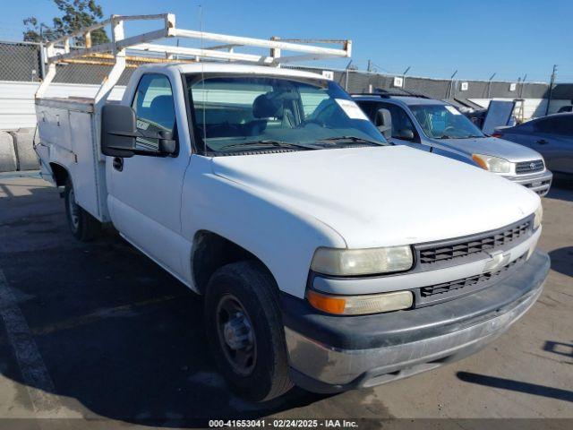  Salvage Chevrolet Silverado 2500