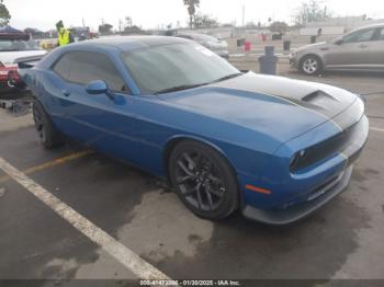  Salvage Dodge Challenger