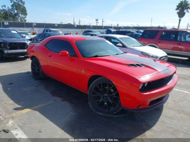  Salvage Dodge Challenger