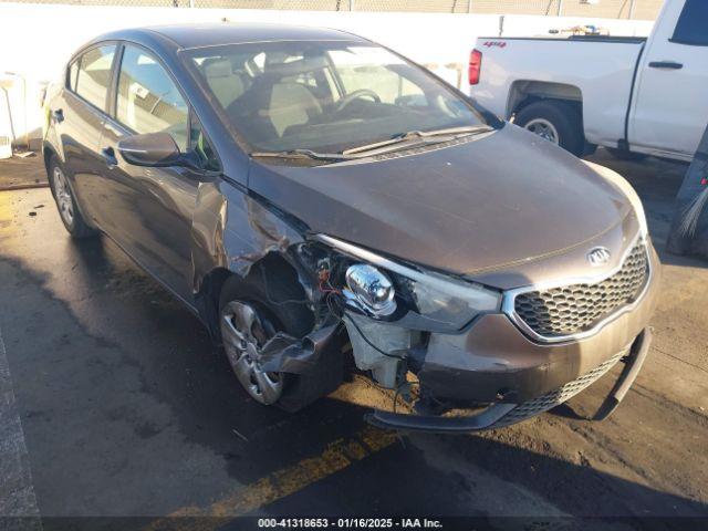  Salvage Kia Forte