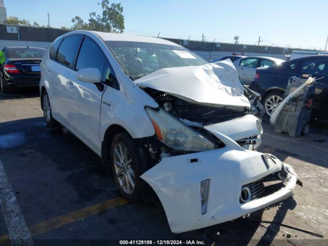  Salvage Toyota Prius v