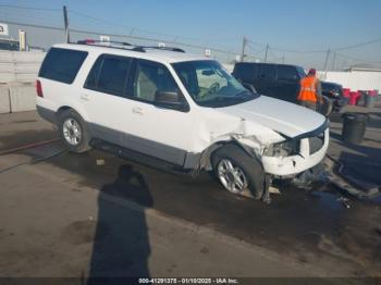  Salvage Ford Expedition