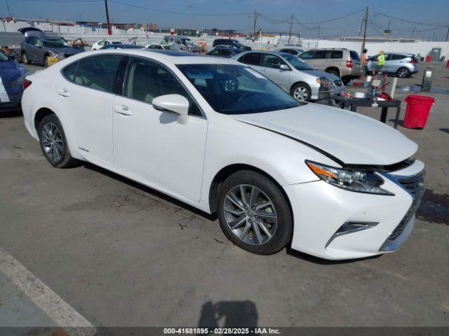  Salvage Lexus Es