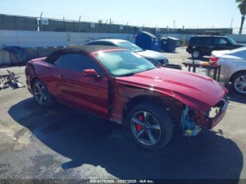  Salvage Ford Mustang