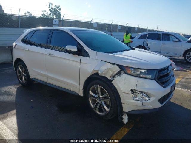  Salvage Ford Edge