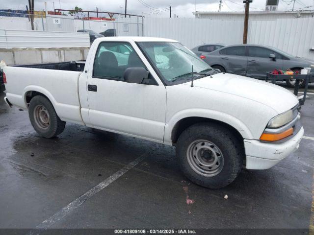  Salvage Chevrolet S-10