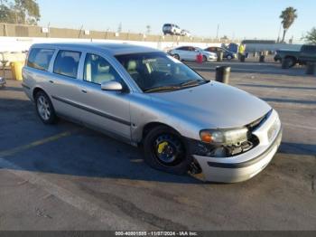  Salvage Volvo V70