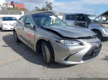  Salvage Lexus Es