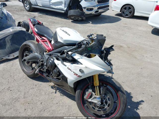  Salvage Triumph Motorcycle Daytona