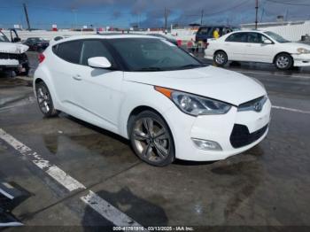  Salvage Hyundai VELOSTER