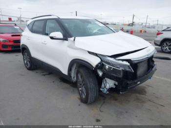 Salvage Kia Seltos