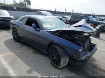  Salvage Dodge Challenger