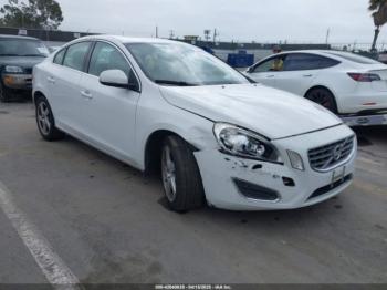  Salvage Volvo S60