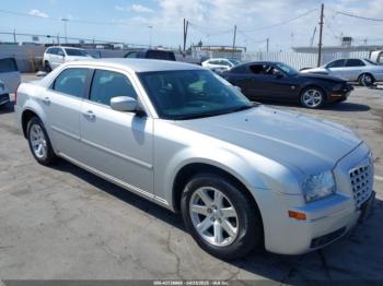  Salvage Chrysler 300