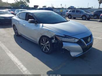  Salvage Nissan Maxima