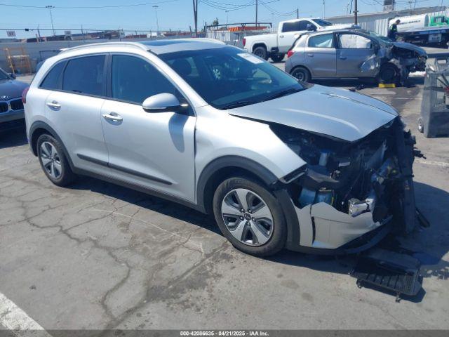 Salvage Kia Niro