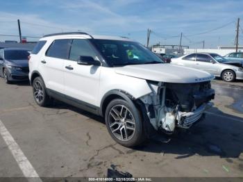  Salvage Ford Explorer