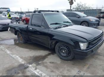  Salvage Toyota Pickup