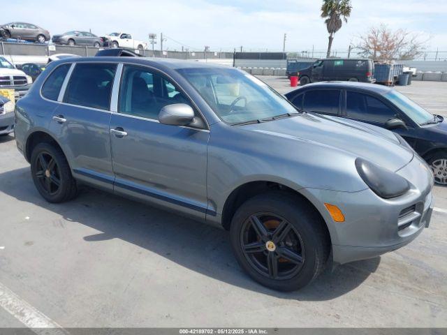  Salvage Porsche Cayenne