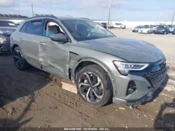 Salvage Audi Q8