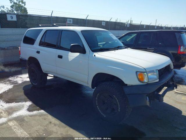  Salvage Toyota 4Runner