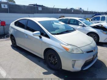  Salvage Toyota Prius