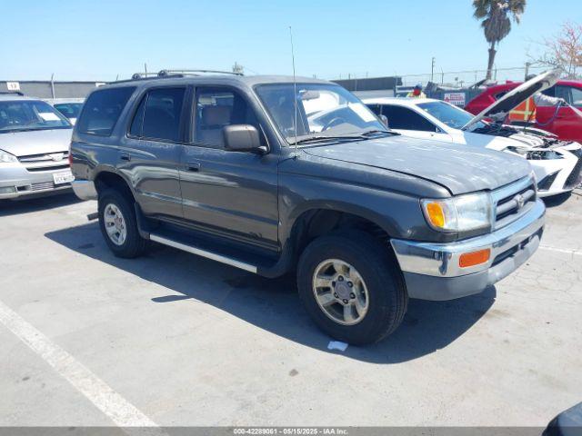  Salvage Toyota 4Runner
