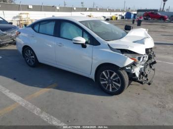  Salvage Nissan Versa