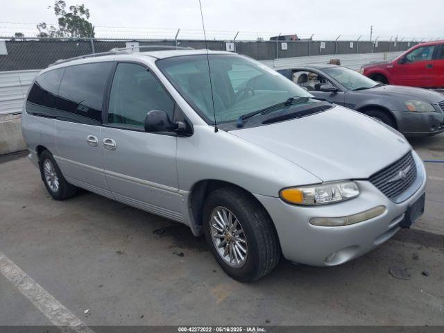  Salvage Chrysler Town & Country