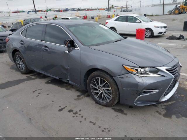  Salvage Lexus Es