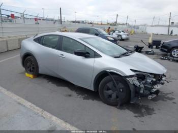  Salvage Toyota Prius