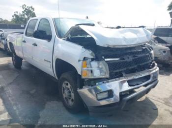  Salvage Chevrolet Silverado 2500