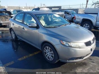  Salvage Kia Forte