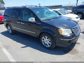  Salvage Chrysler Town & Country