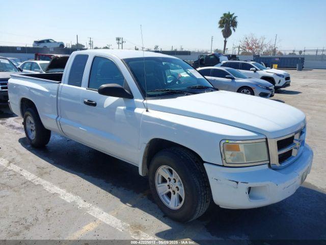  Salvage Dodge Dakota