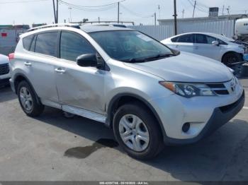  Salvage Toyota RAV4