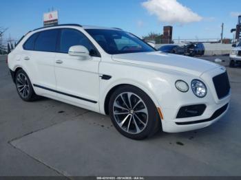  Salvage Bentley Bentayga