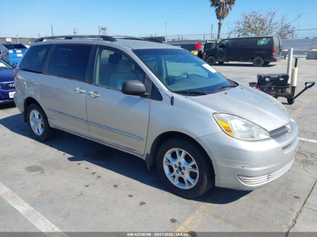  Salvage Toyota Sienna