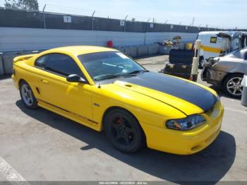  Salvage Ford Mustang