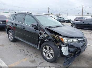 Salvage Toyota RAV4