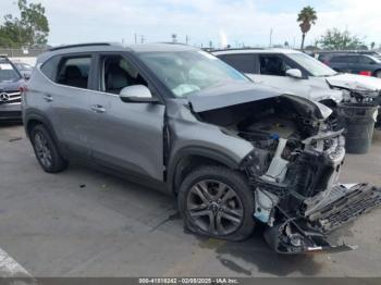  Salvage Kia Seltos