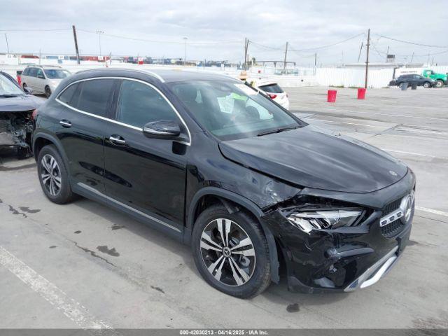  Salvage Mercedes-Benz GLA