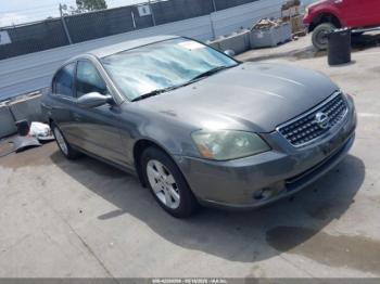  Salvage Nissan Altima