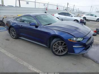  Salvage Ford Mustang