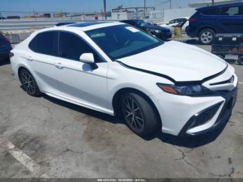  Salvage Toyota Camry