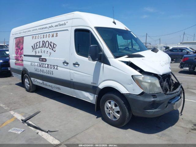  Salvage Mercedes-Benz Sprinter 2500