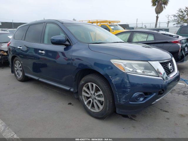  Salvage Nissan Pathfinder