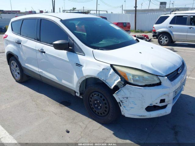  Salvage Ford Escape
