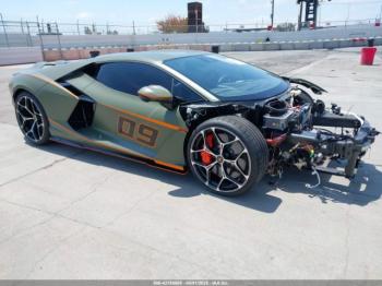  Salvage Lamborghini Revuelto