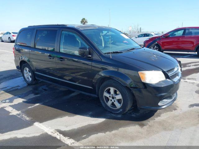  Salvage Dodge Grand Caravan